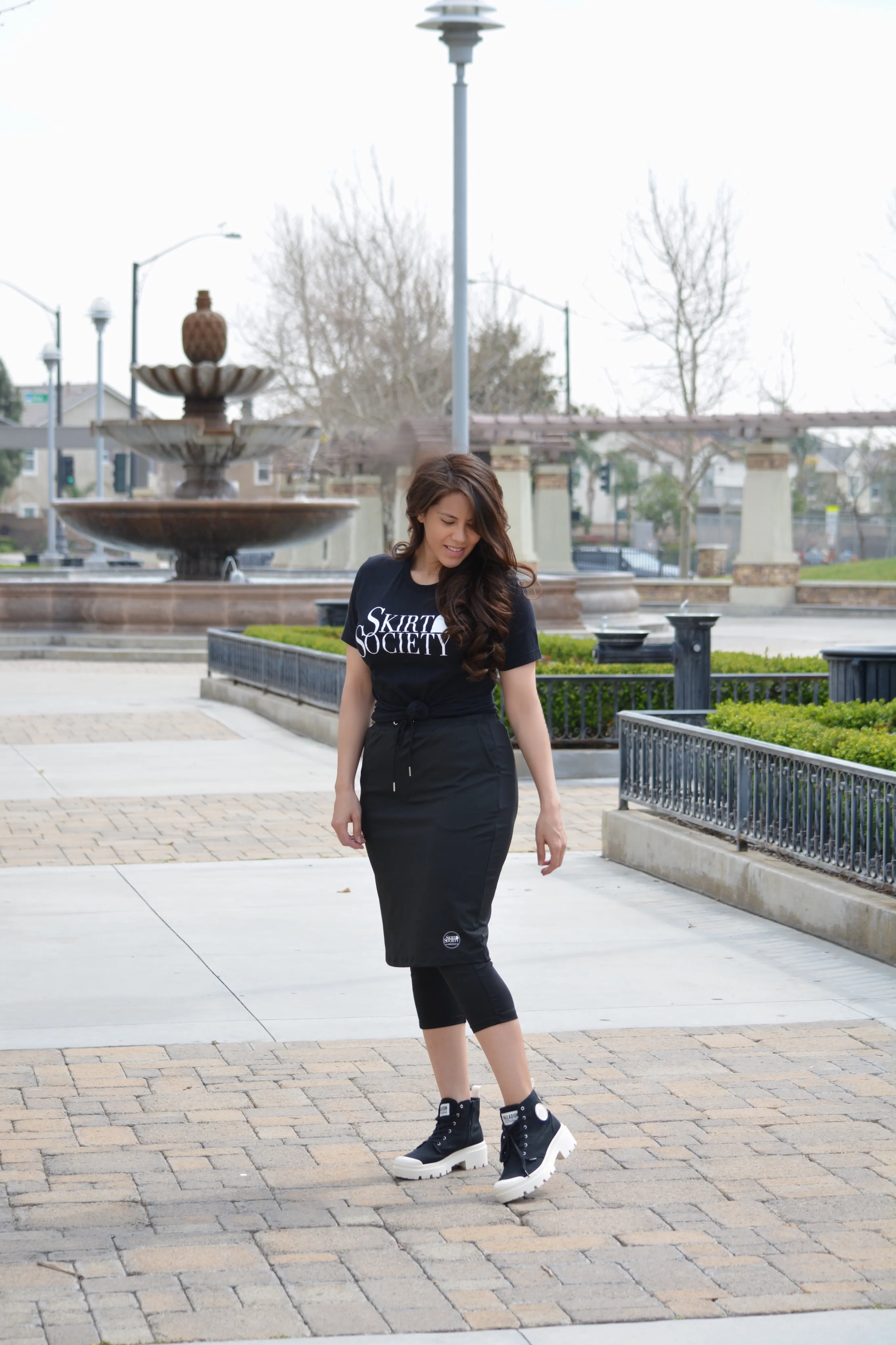 Pisa Black Athletic Skirt (capri leggings)