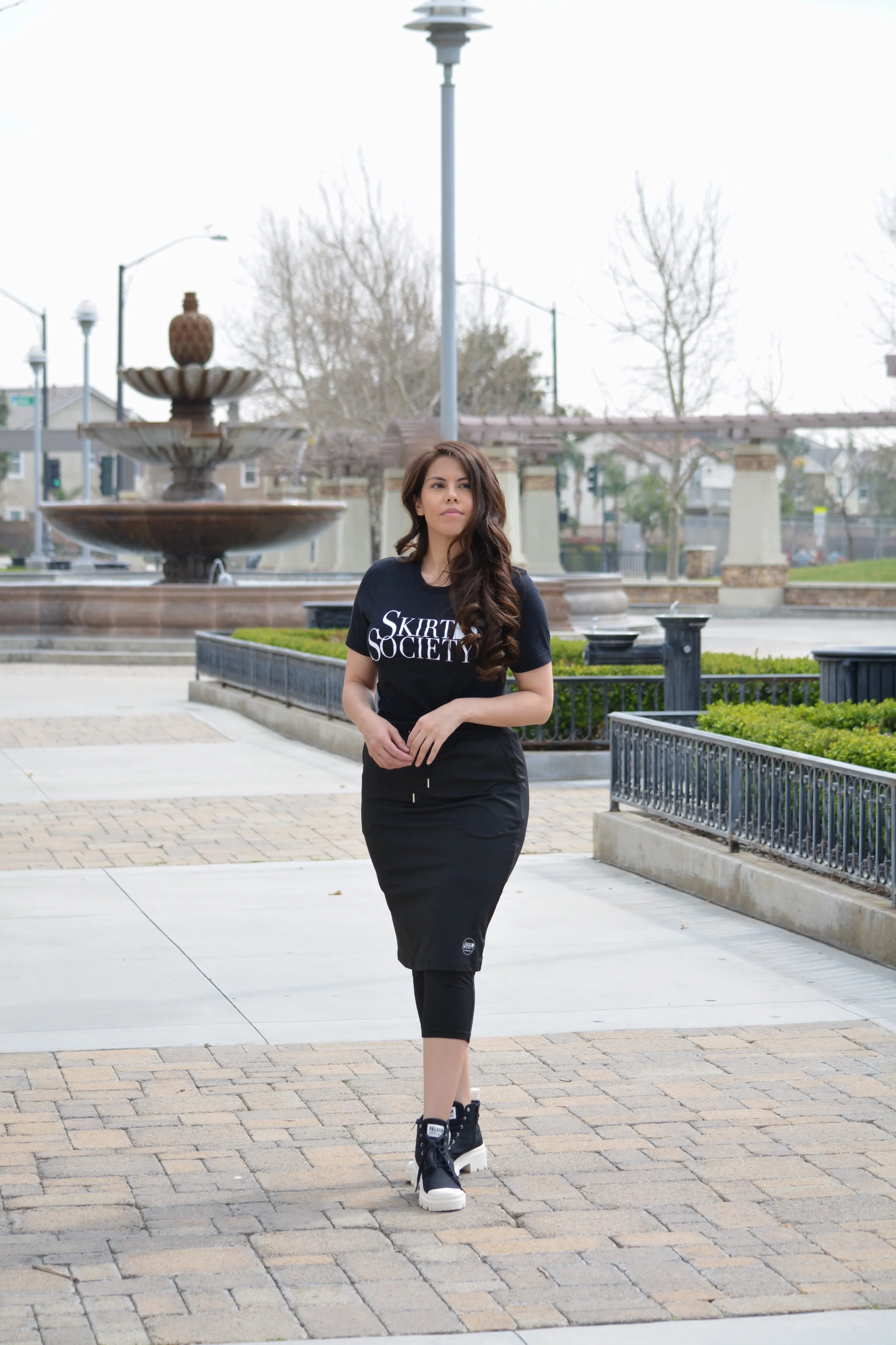Pisa Black Athletic Skirt (capri leggings)