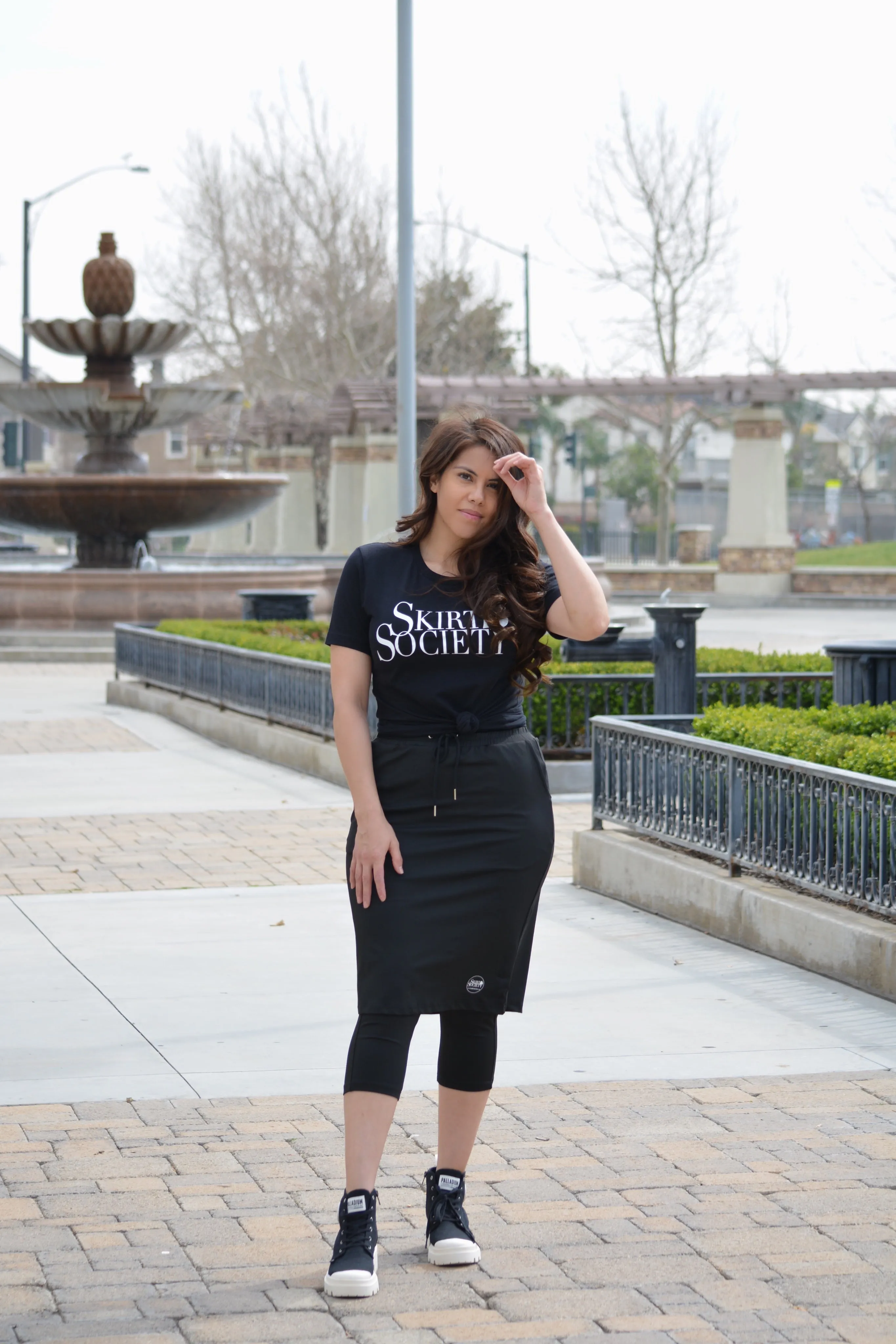 Pisa Black Athletic Skirt (capri leggings)